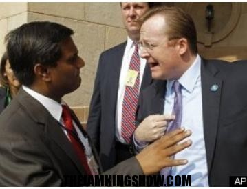 Robert Gibbs Fights With Indian Security Over White House Press Corps Restrictions
