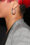 rihanna-neck-tattoo-16