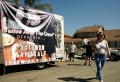 Nadya Suleman yard sale (1)