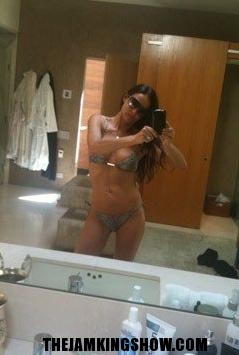 Demi Moore Makes Sure That Her Bikini is On Full Display
