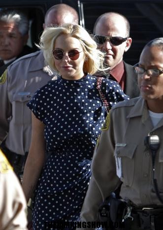 Judge sentences Lindsay Lohan to jail for 30 days